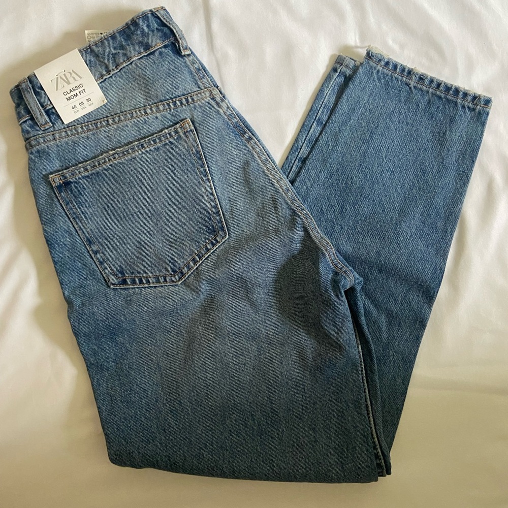 NEW Zara Jeans, size 8, mom jeans